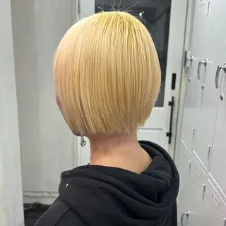 ショート 🪼モモカ/デザイン ハイトーンカラー🪼のヘアスタイル