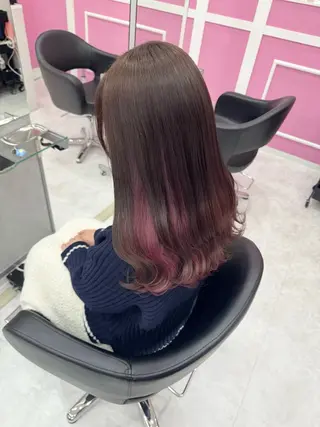 セミロング 𝐘𝐮𝐤𝐢 ベージュ系カラーのヘアスタイル