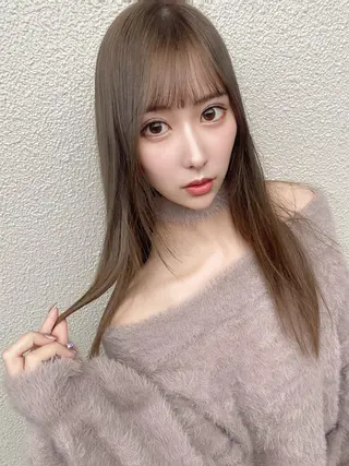 ミディアム カラー tuuli トゥーリのヘアスタイル