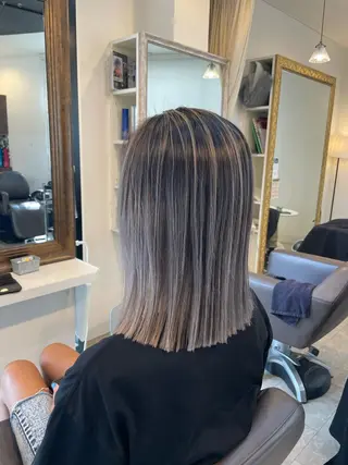 ミディアム AWANIKO 浦添店のヘアスタイル