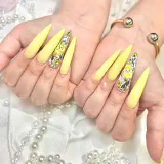 ネイル mio nail TANIのネイルデザイン