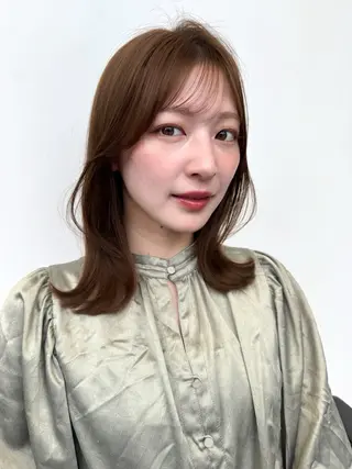 ミディアム 艶髪／レイヤー／ 垢抜け🩵／MARIのヘアスタイル