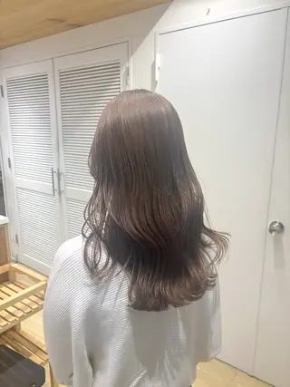 ミディアム カラー EIGHT新宿 新井彩斗のヘアスタイル