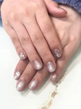 ネイル 市川 沙希子のネイルデザイン