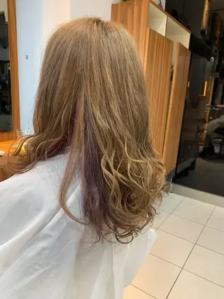 セミロング カラー パーマ 白髪ぼかしハイライト 柳川拓哉のヘアスタイル