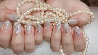 ミディアム ネイル 長さ出し専門 nynaのネイルデザイン