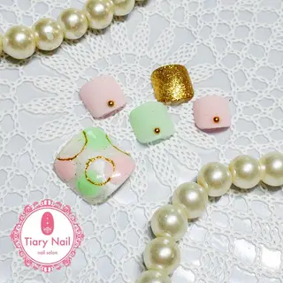 ネイル tiarynail K K🐼のネイルデザイン