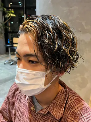 ショート カラー パーマ メンズ 波巻きスパイラルパー マ/シャドウパーマ駿のヘアスタイル