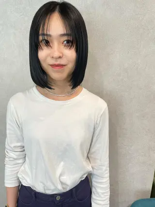 ショート カラー ナチュラル透明感🌱 小山美樹子のヘアスタイル