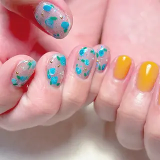 ネイル POPPY nail Yumiのネイルデザイン
