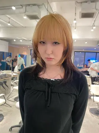 セミロング カラー スパイラルパーマ 🌐hina⭐️のヘアスタイル