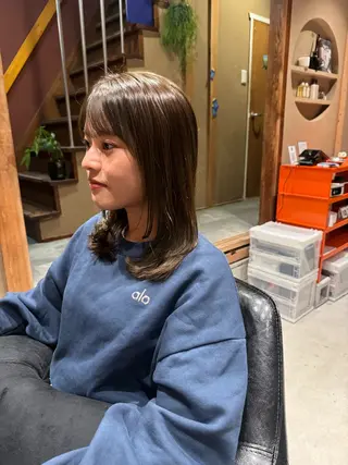 カラー 大迫 江梨のヘアスタイル