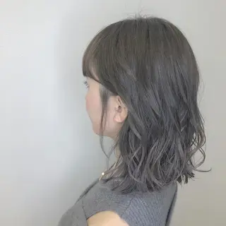 ミディアム カラー 渡邊 唯のヘアスタイル