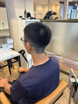 ショート メンズ 吉川 明花のヘアスタイル