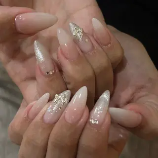 ネイル nakae🐈‍⬛ ／A&A蕨のネイルデザイン