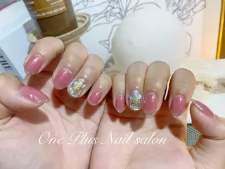 ネイル One Plus Nail Salonのネイルデザイン