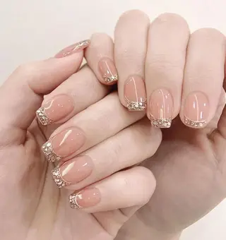 ネイル Queens テイのネイルデザイン