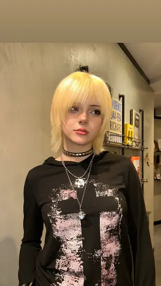 ミディアム カラー タナカ カナ🫧のヘアスタイル