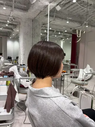 ショート レイヤー♡ 石川優奈のヘアスタイル