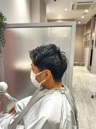 ショート メンズ 黒川 真裕のヘアスタイル