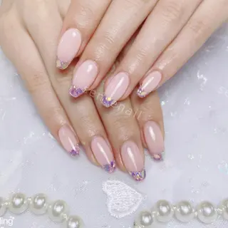 ネイル Queening 🦋のネイルデザイン