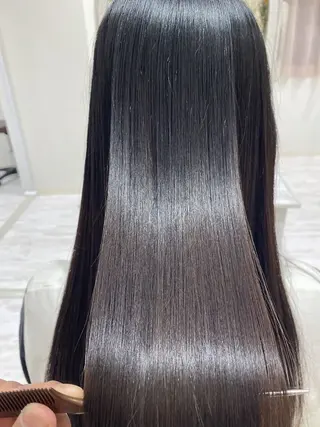 ロング 福井 優のヘアスタイル