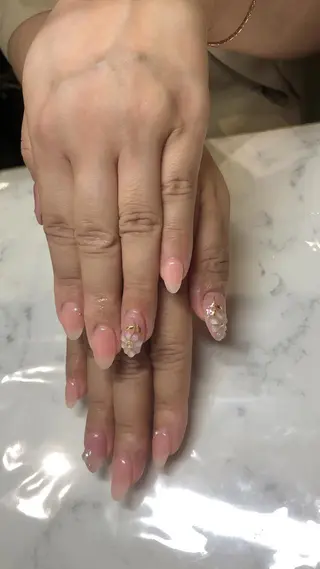 ネイル ✨アン ミユ✨のネイルデザイン