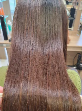 ロング 宮本 秀人のヘアスタイル