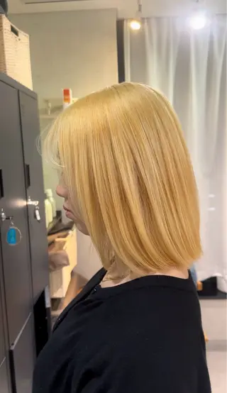 ミディアム カラー 上野/エフェクトブリ ーチ✂︎touiのヘアスタイル