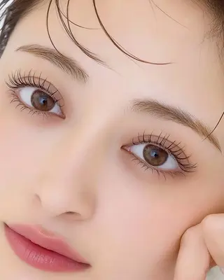 マツエク・マツパ なつみ🐈‍⬛🎀 束感まつ毛/梅田🎵のマツエク・マツパデザイン