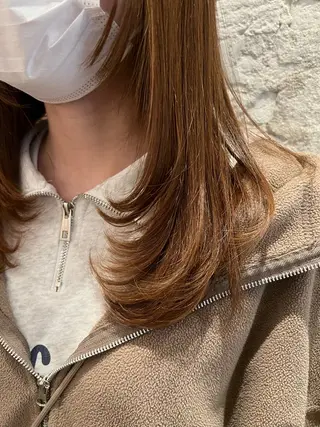 ミディアム 稲吉 優奈のヘアスタイル