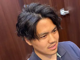 ショート パーマ メンズ 浅見 天翔のヘアスタイル