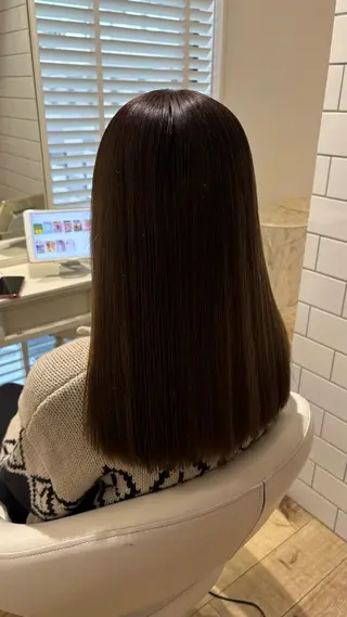 セミロング カラー 似合わせ 顔周りYUUGAのヘアスタイル