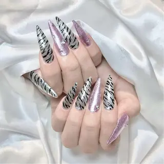 ネイル WISTERIA hayamiのネイルデザイン