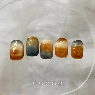 ネイル 阿武 美海のネイルデザイン