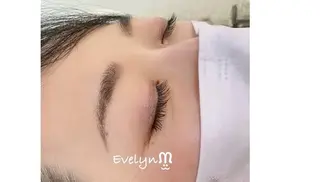マツエク・マツパ Lily kUMIのマツエク・マツパデザイン