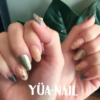 ネイル YÜA NAILのネイルデザイン
