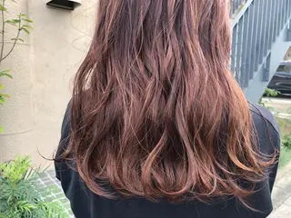 ロング カラー M. YURIのヘアスタイル