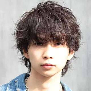 ミディアム パーマ ヘアアレンジ メンズ 🔥ニュアンス フェザー小林海斗🔥のヘアスタイル