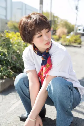 ショート カラー パーマ 安達 俊亮のヘアスタイル