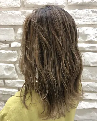 セミロング ヘアセット 野中のヘアスタイル