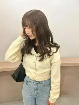 セミロング miyu /yucca大阪京橋のヘアスタイル