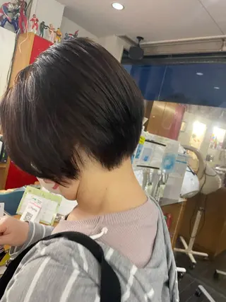 ショート カラー 美容室ARKS 黒田杏奈のヘアスタイル