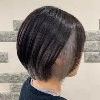ショート カラー 薄田 珠美のヘアスタイル