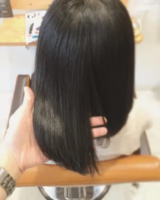 セミロング ツヤ髪専門美容師 桑原 和誠のヘアスタイル