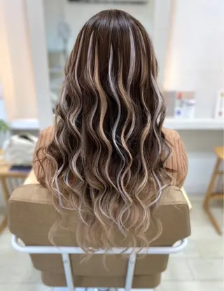 セミロング カラー ヘアアレンジ メンズ ネイル マツエク・マツパ アイブロウ 🧡可愛い色落ち🧡 ハイトーン特化🧡のヘアスタイル