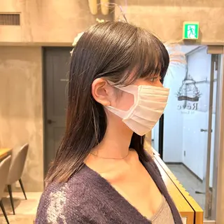 セミロング 縮毛矯正・似合わせ タナカ レイヤのヘアスタイル