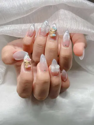 ネイル Lee Nailsのネイルデザイン