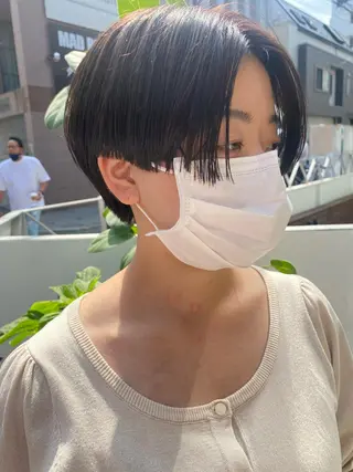 ショート センターパート/ 暖色カラーayuのヘアスタイル