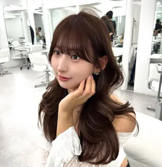 ロング カラー 透明感カラー✨🩵 韓国ヘアkanatoのヘアスタイル